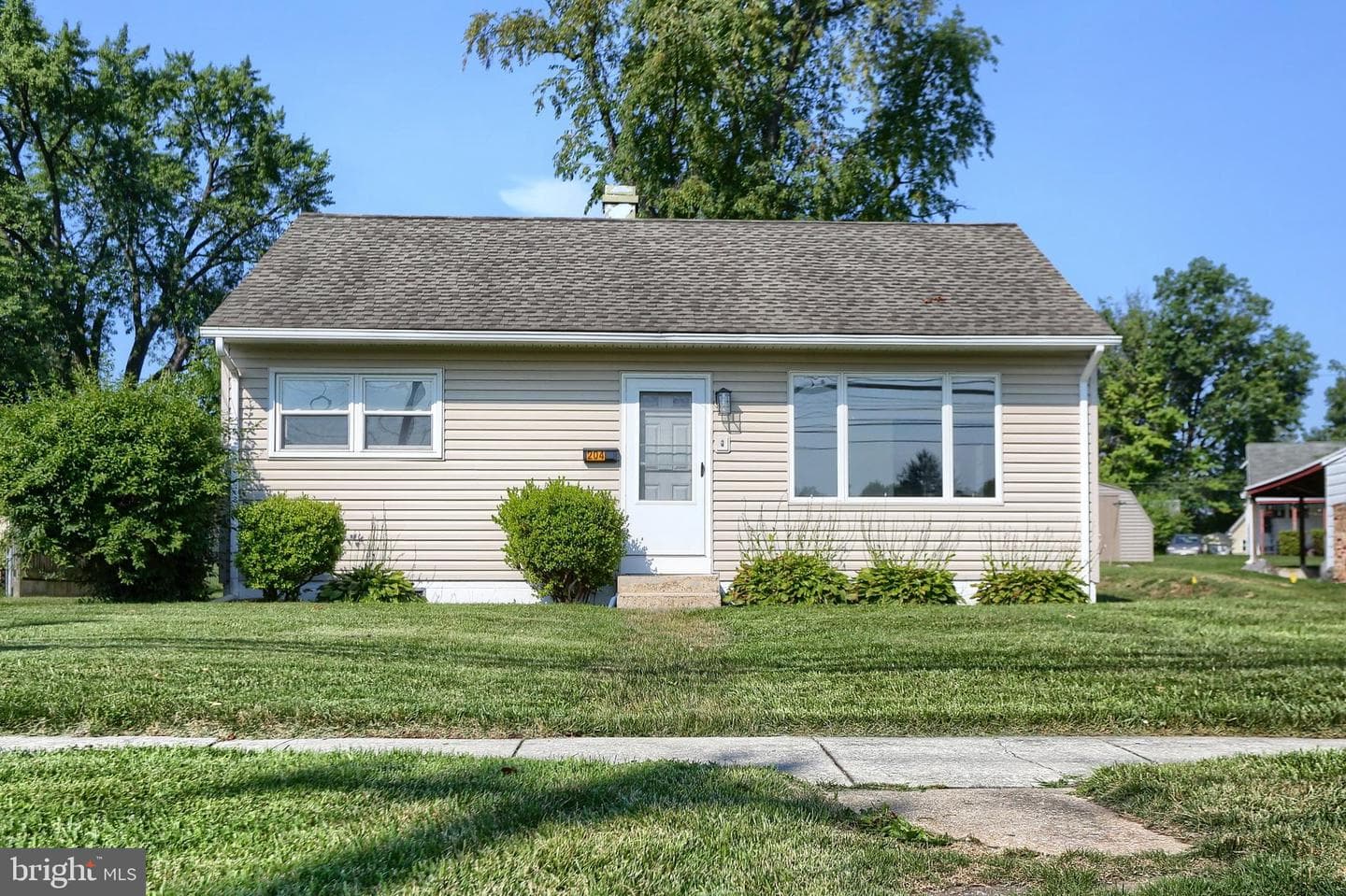 204 S Locust Street, Shiremanstown