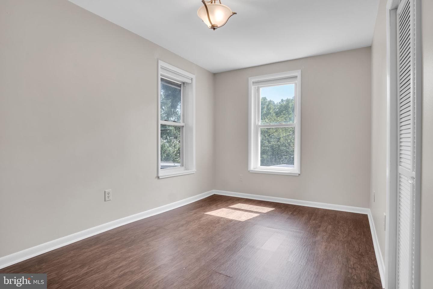316 N Front Street photo 33