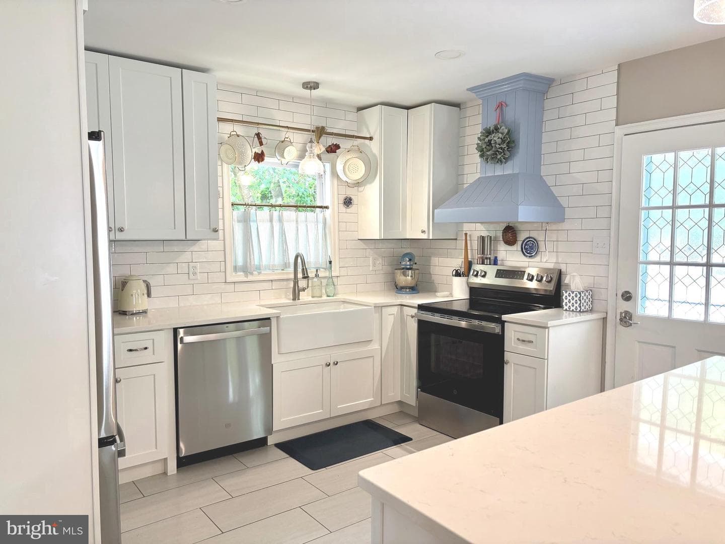 2821 Rathton Road photo 7