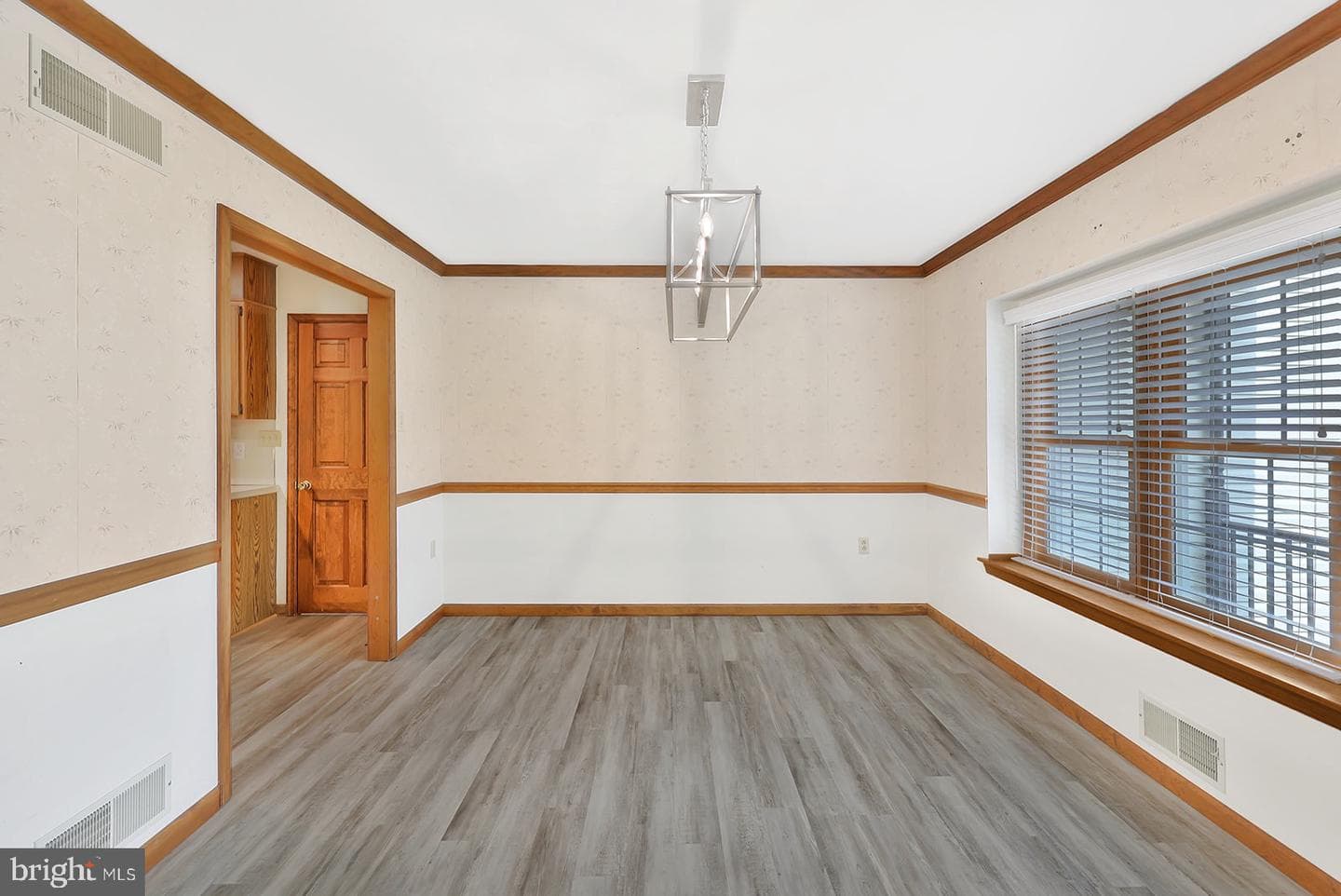12 Victoria Way photo 5