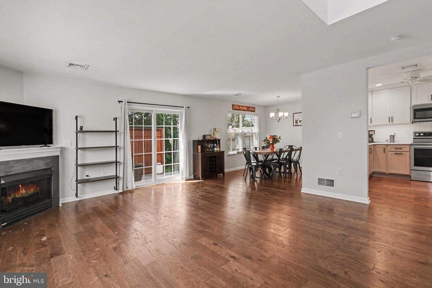 1320 N West Street photo 5