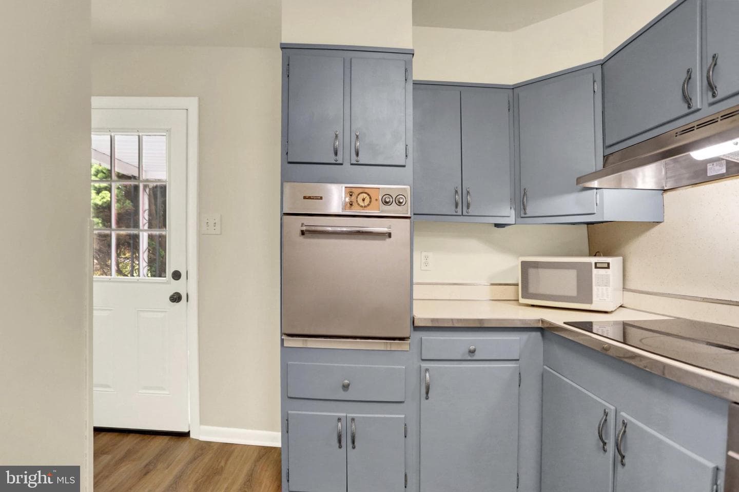 1 E Woodland Drive photo 10