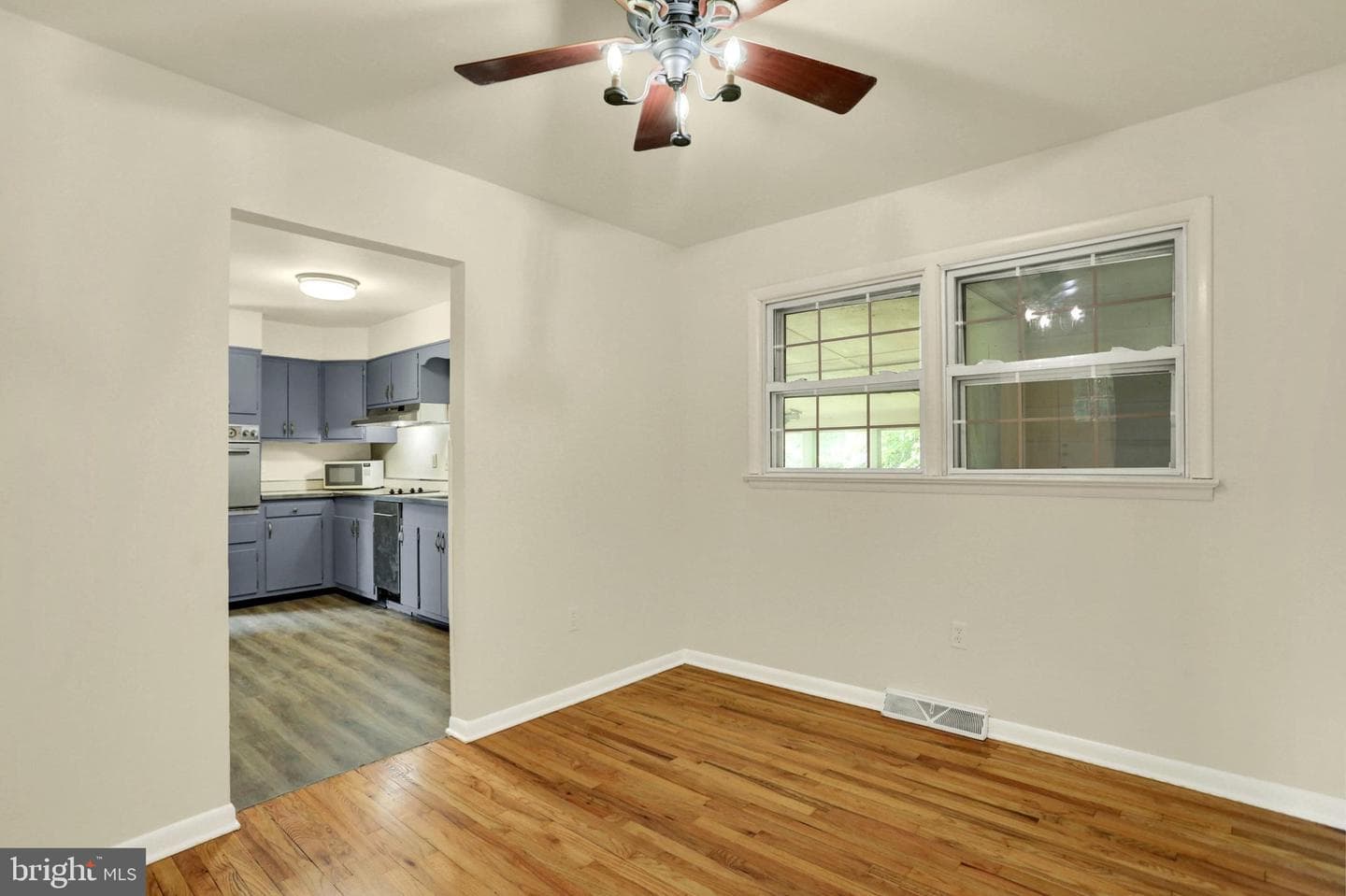 1 E Woodland Drive photo 16