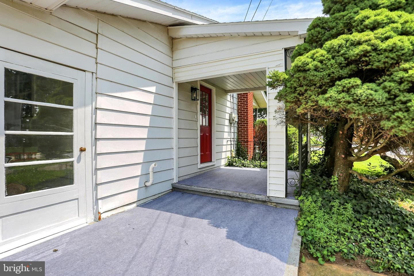 1 E Woodland Drive photo 37