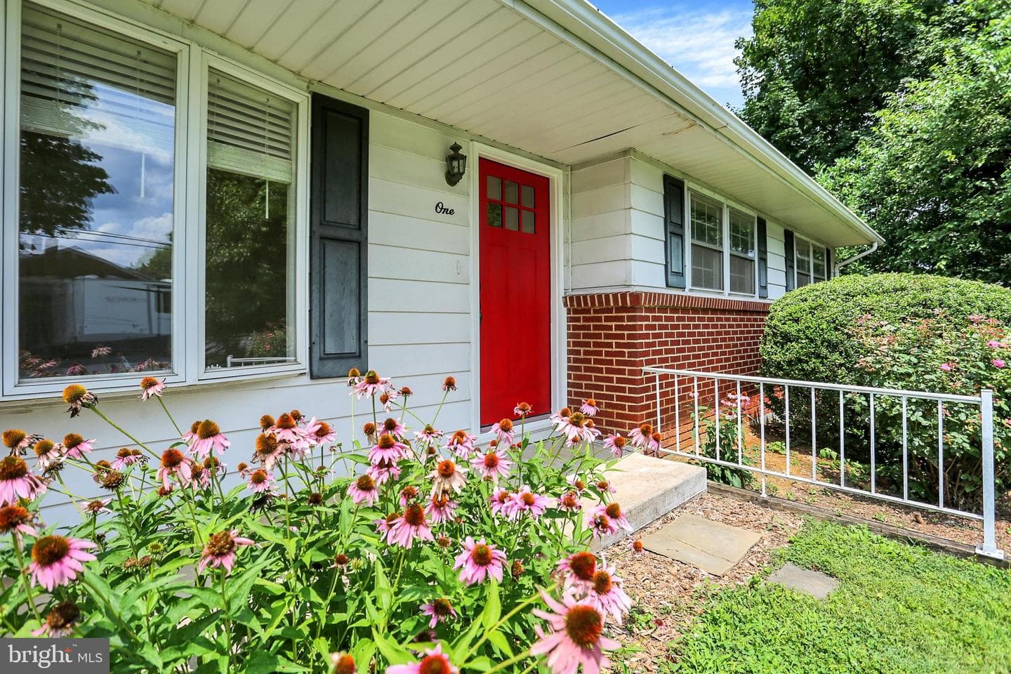 1 E Woodland Drive photo 6