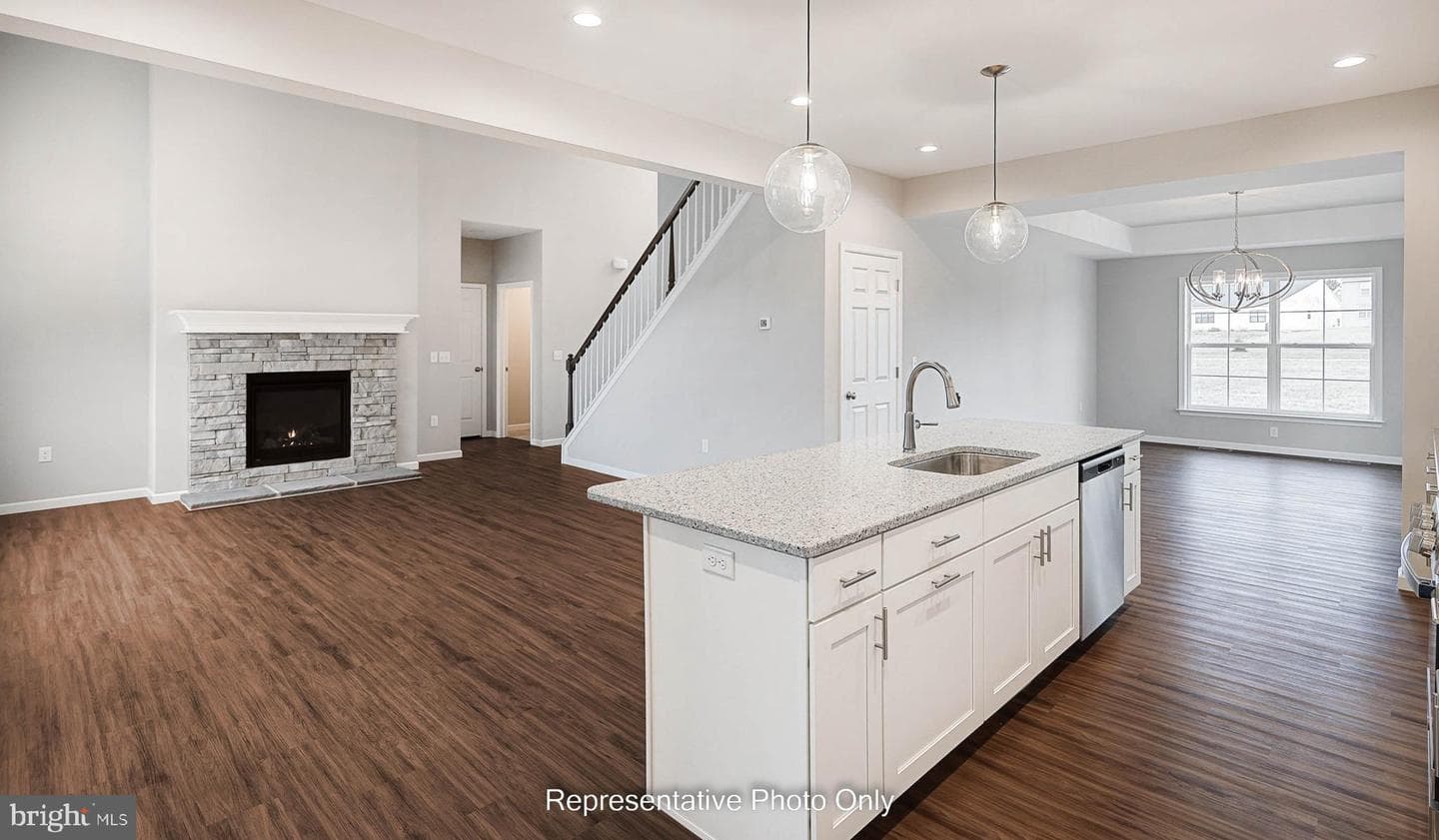 503 Charleston Drive photo 10