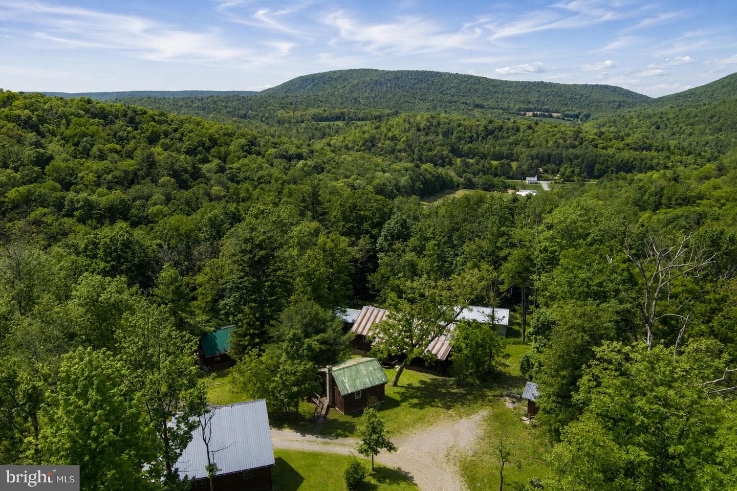 853 Fairview Road photo 3