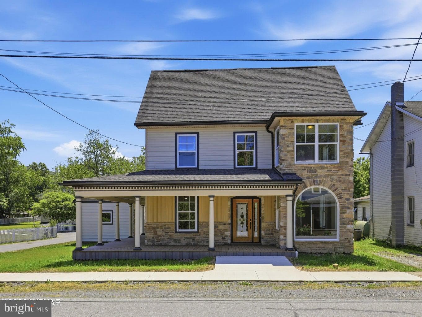 143 E Main Street, Howard