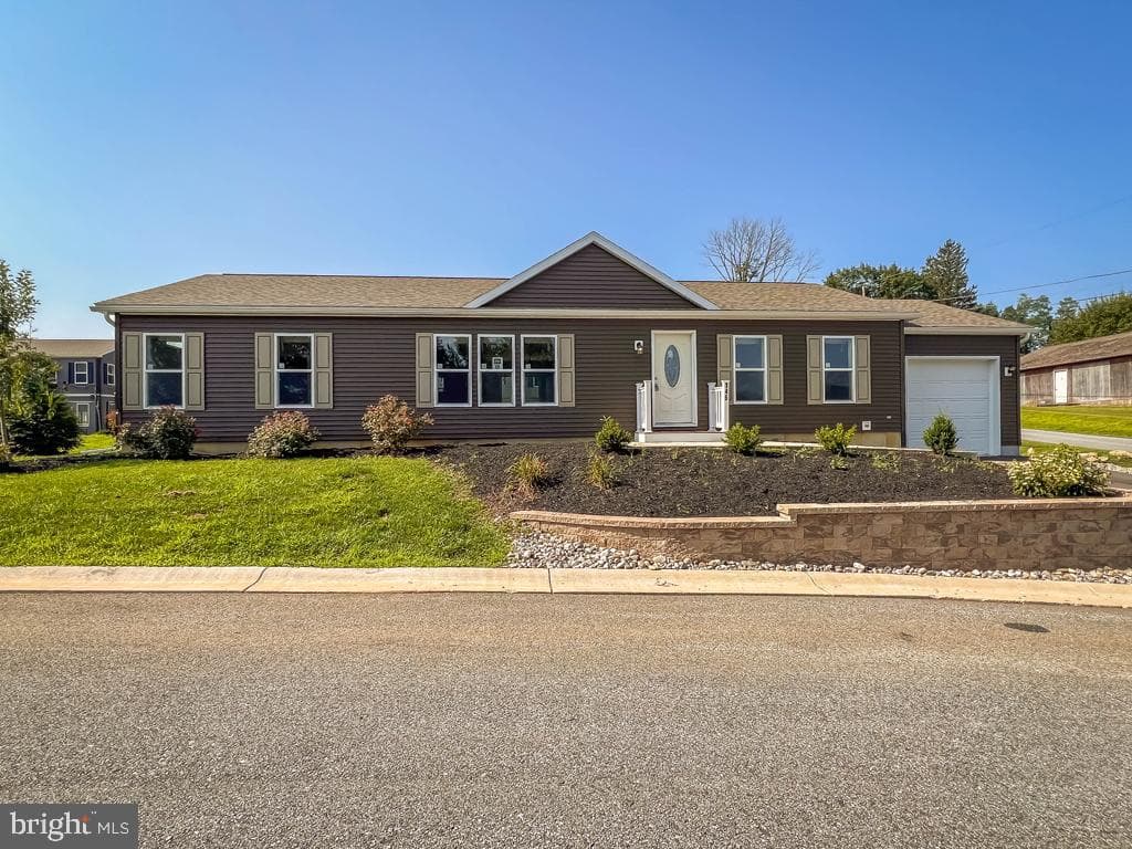 146 Minch Road photo 3