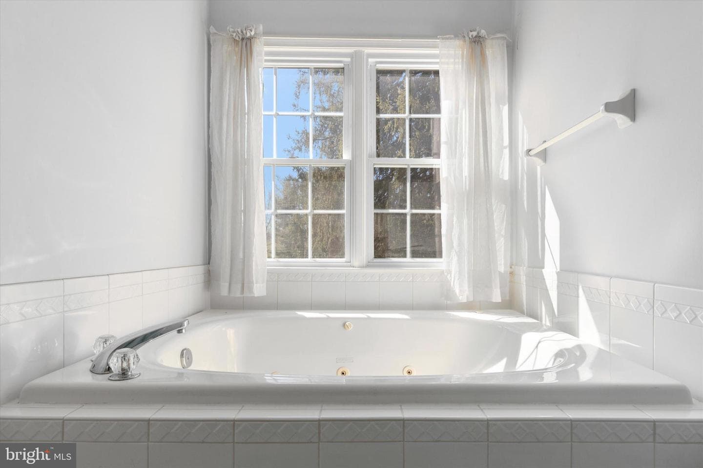 15 Eastgate Drive photo 13