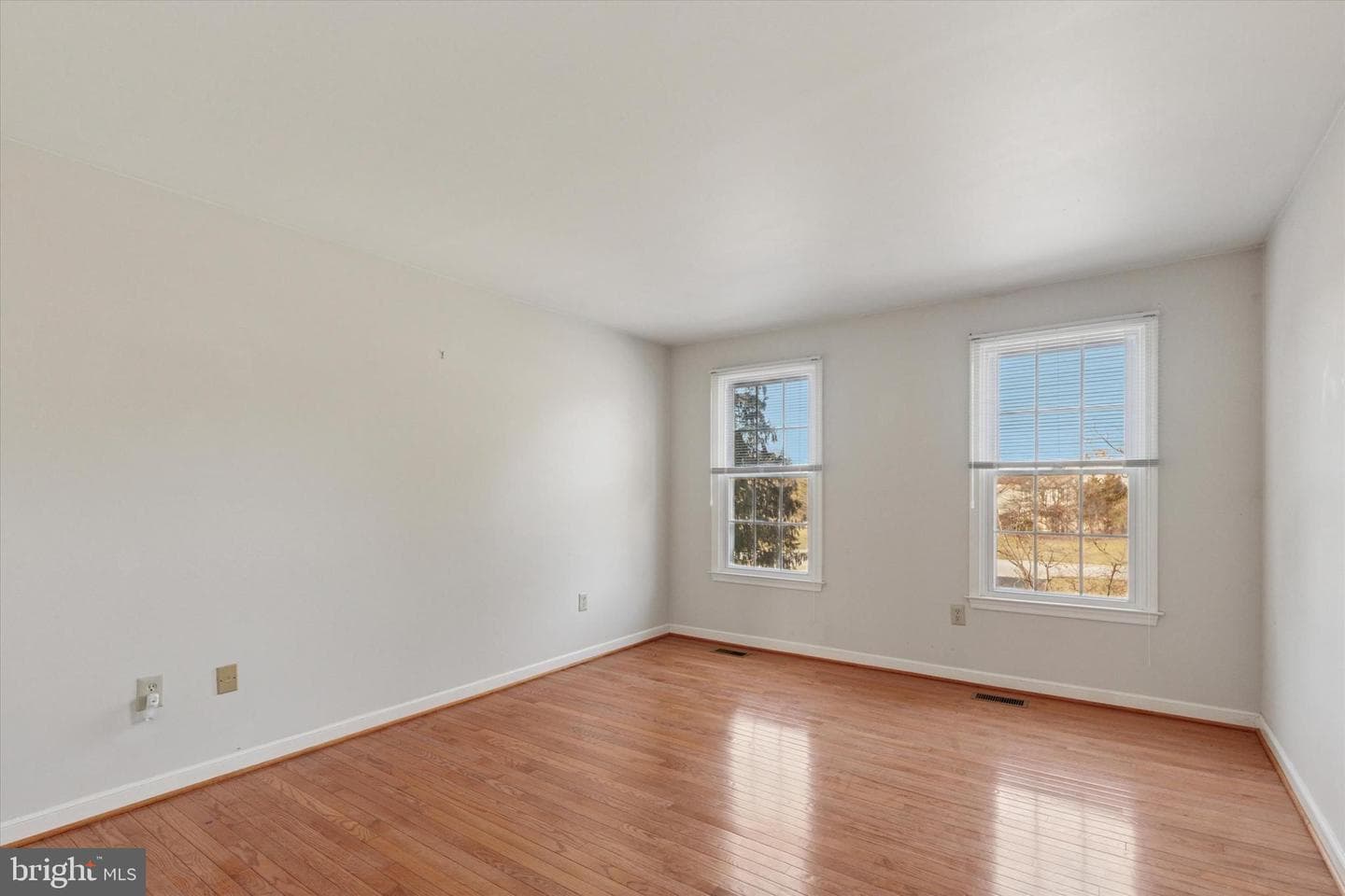 15 Eastgate Drive photo 14