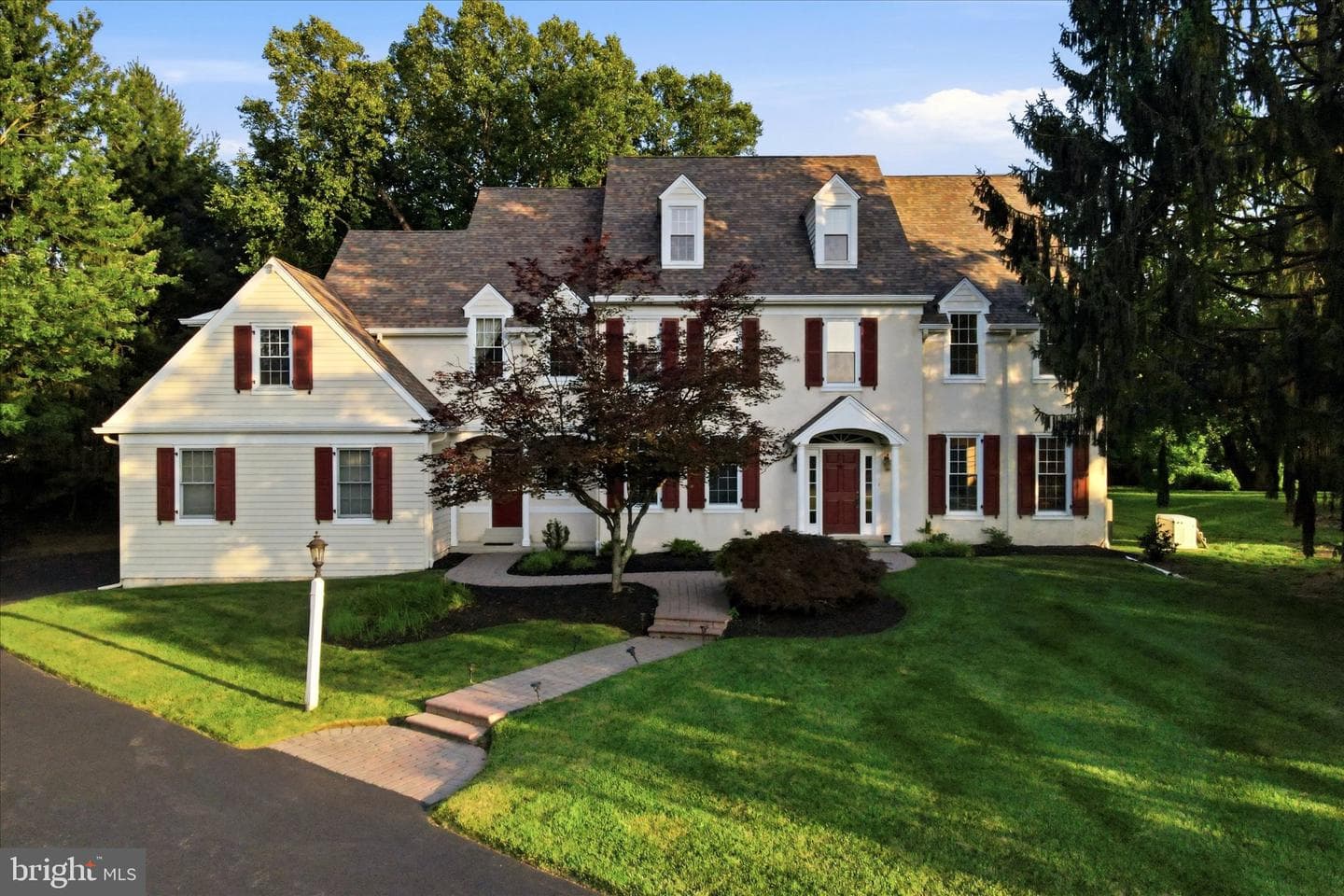 15 Eastgate Drive photo 25