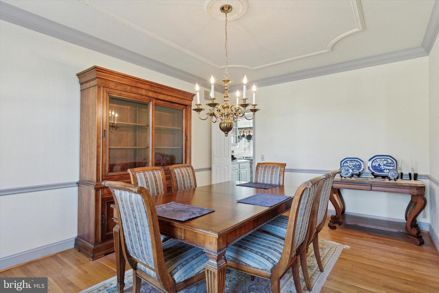 15 Eastgate Drive photo 3