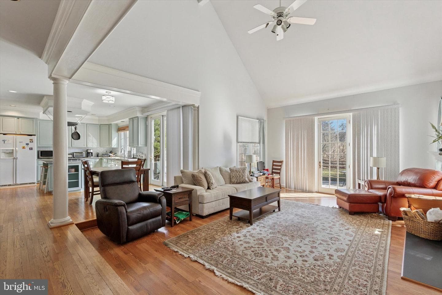 15 Eastgate Drive photo 8