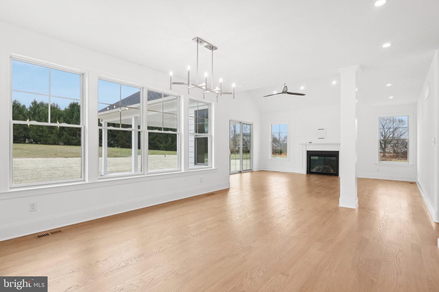 1337 Carolannes Way #b3 photo 54