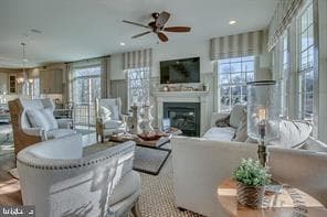 159 Lexington Manor photo 7