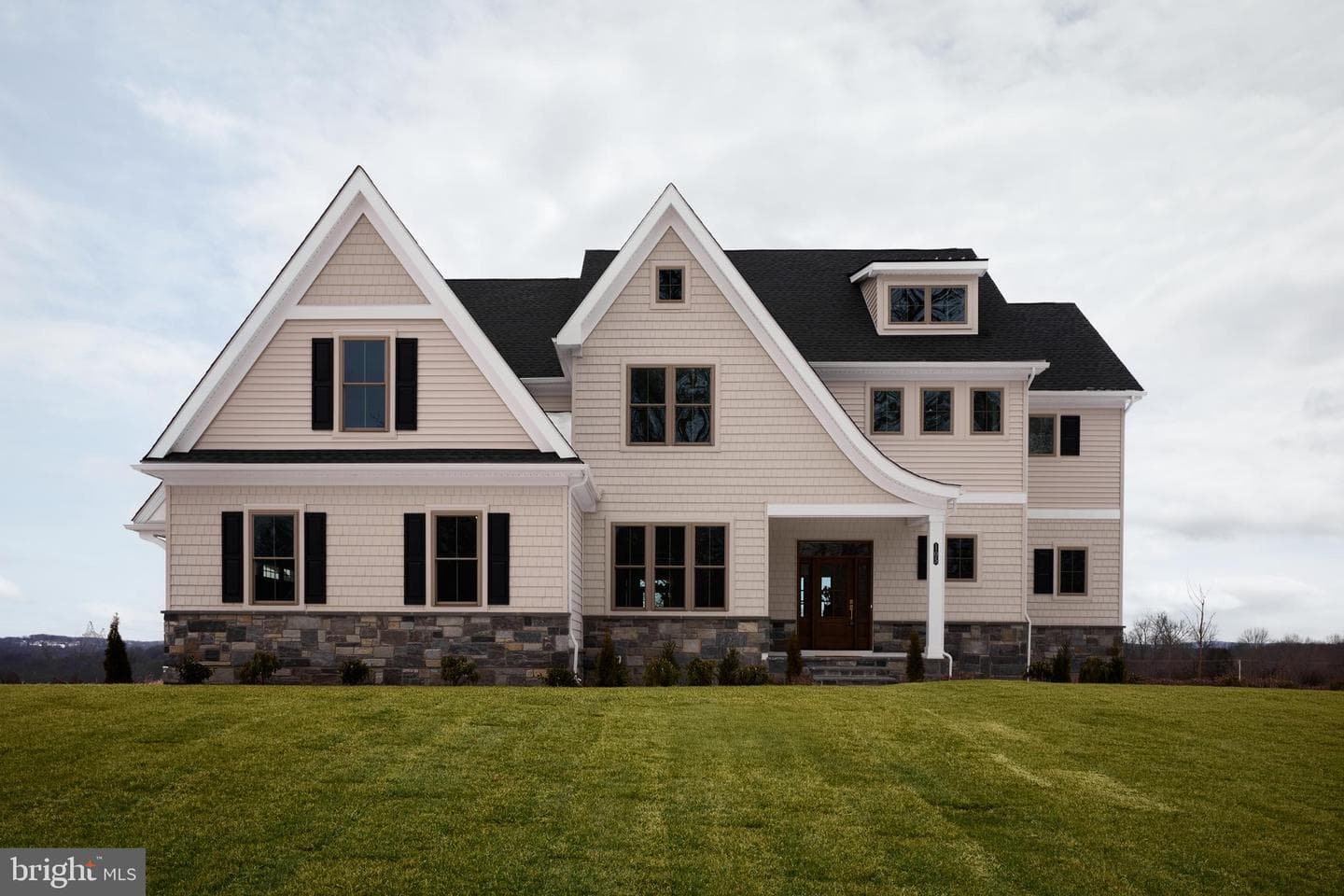 105 Lexington Manor #lot 29 photo 2