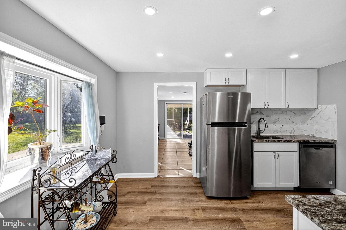 150 Seltzer Avenue photo 12