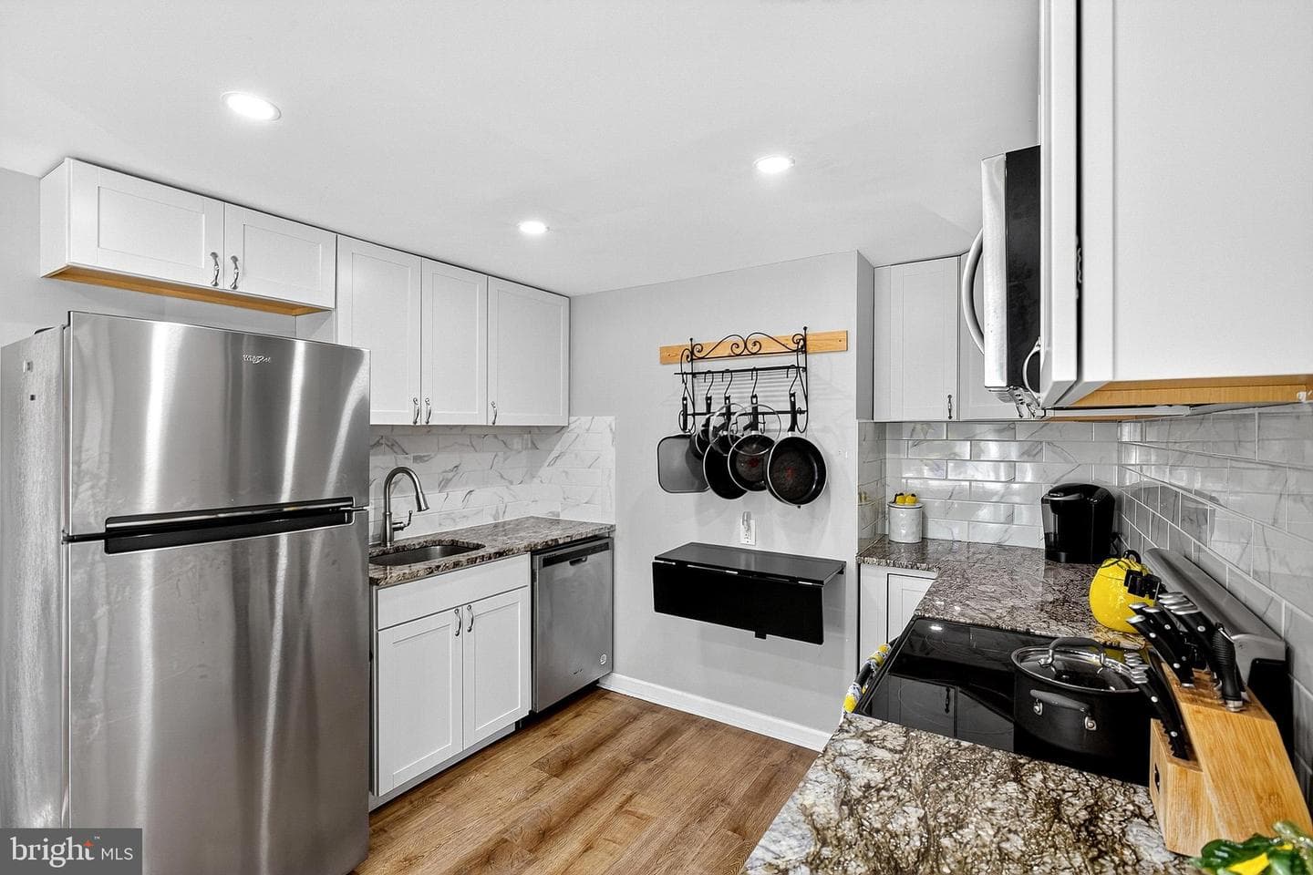 150 Seltzer Avenue photo 14
