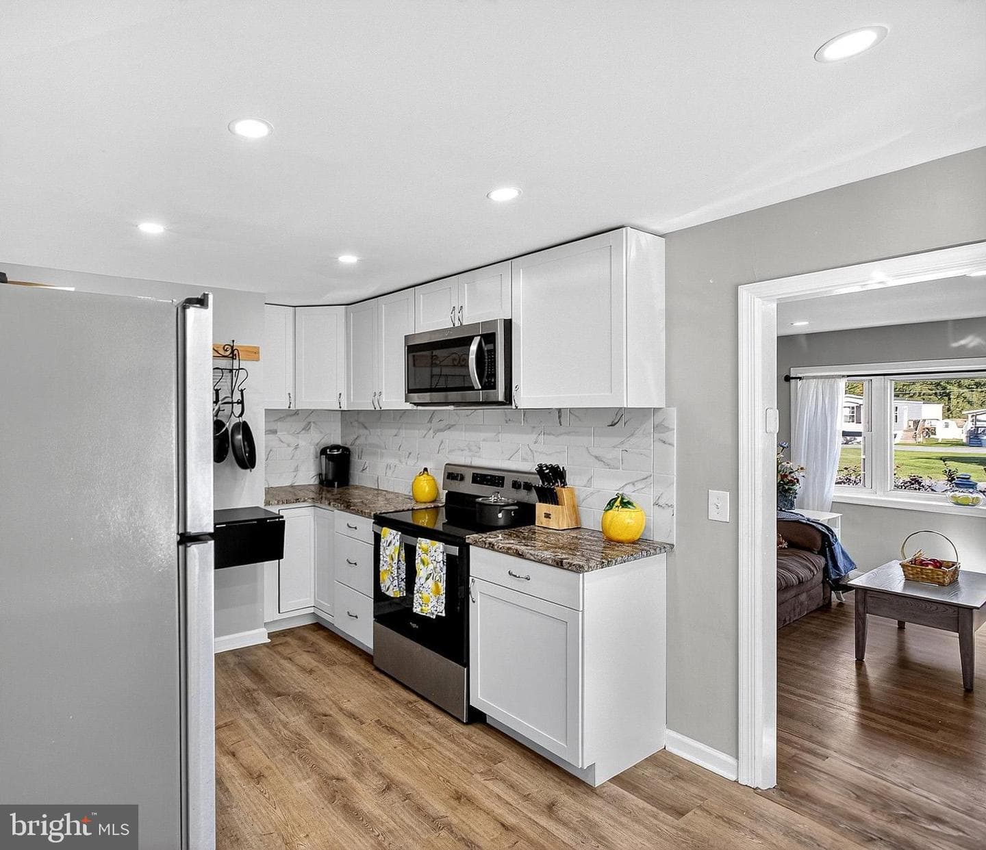 150 Seltzer Avenue photo 15