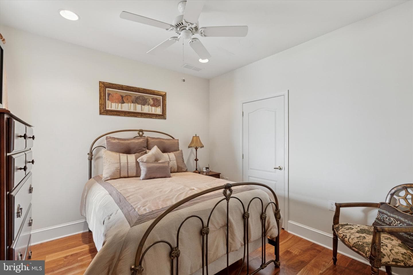 1653 Yardley Court photo 12