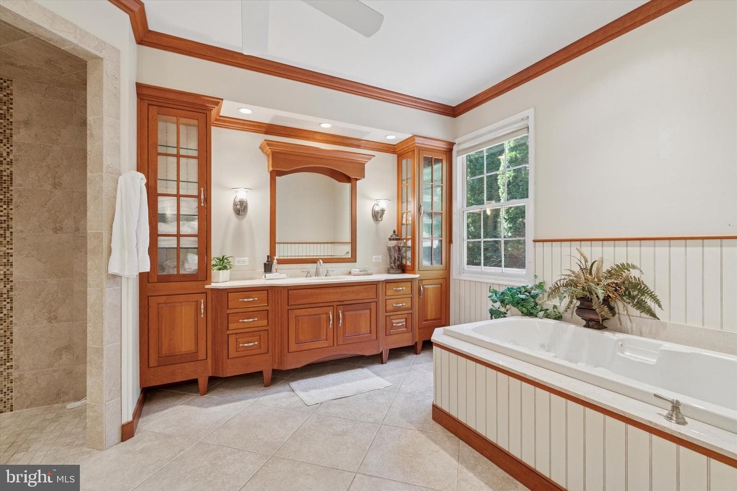 1653 Yardley Court photo 8