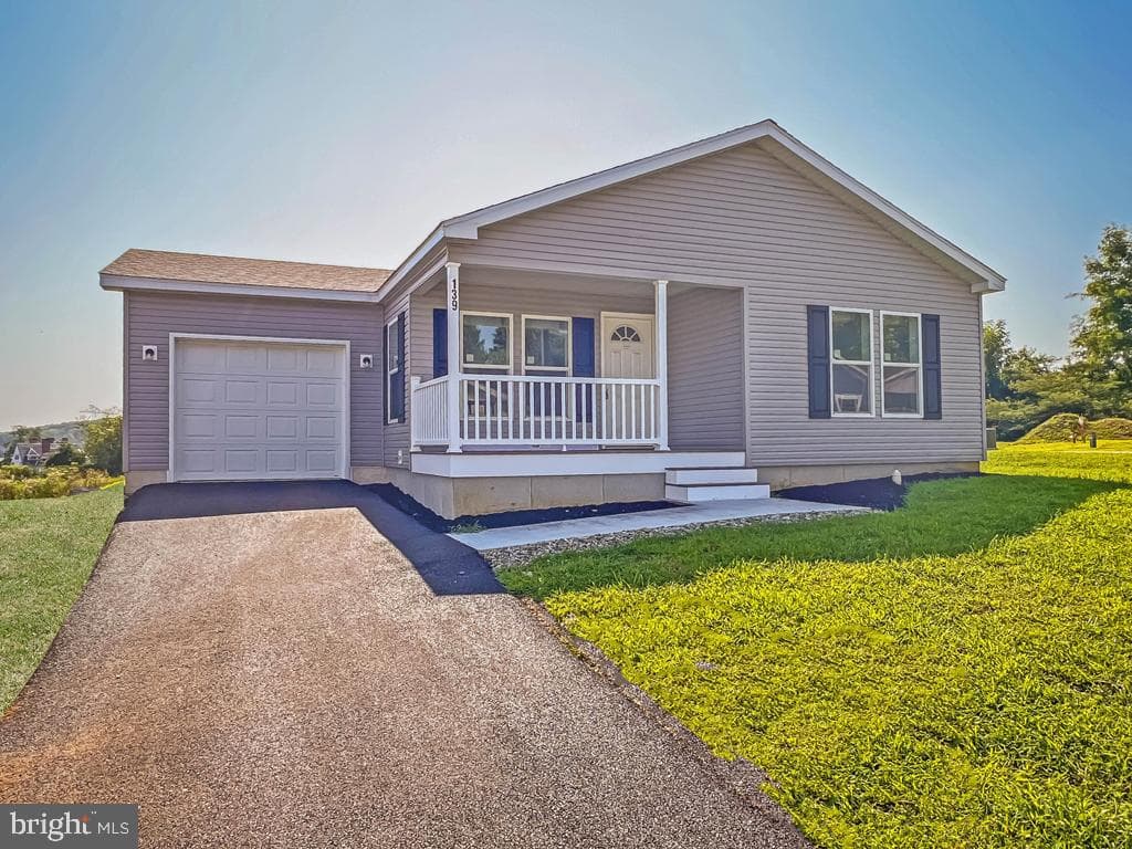 139 Minch Road, Parkesburg