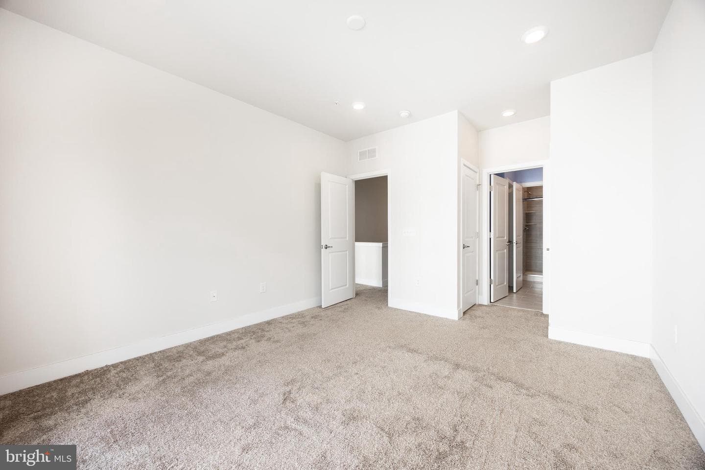 750 Ore Street photo 14
