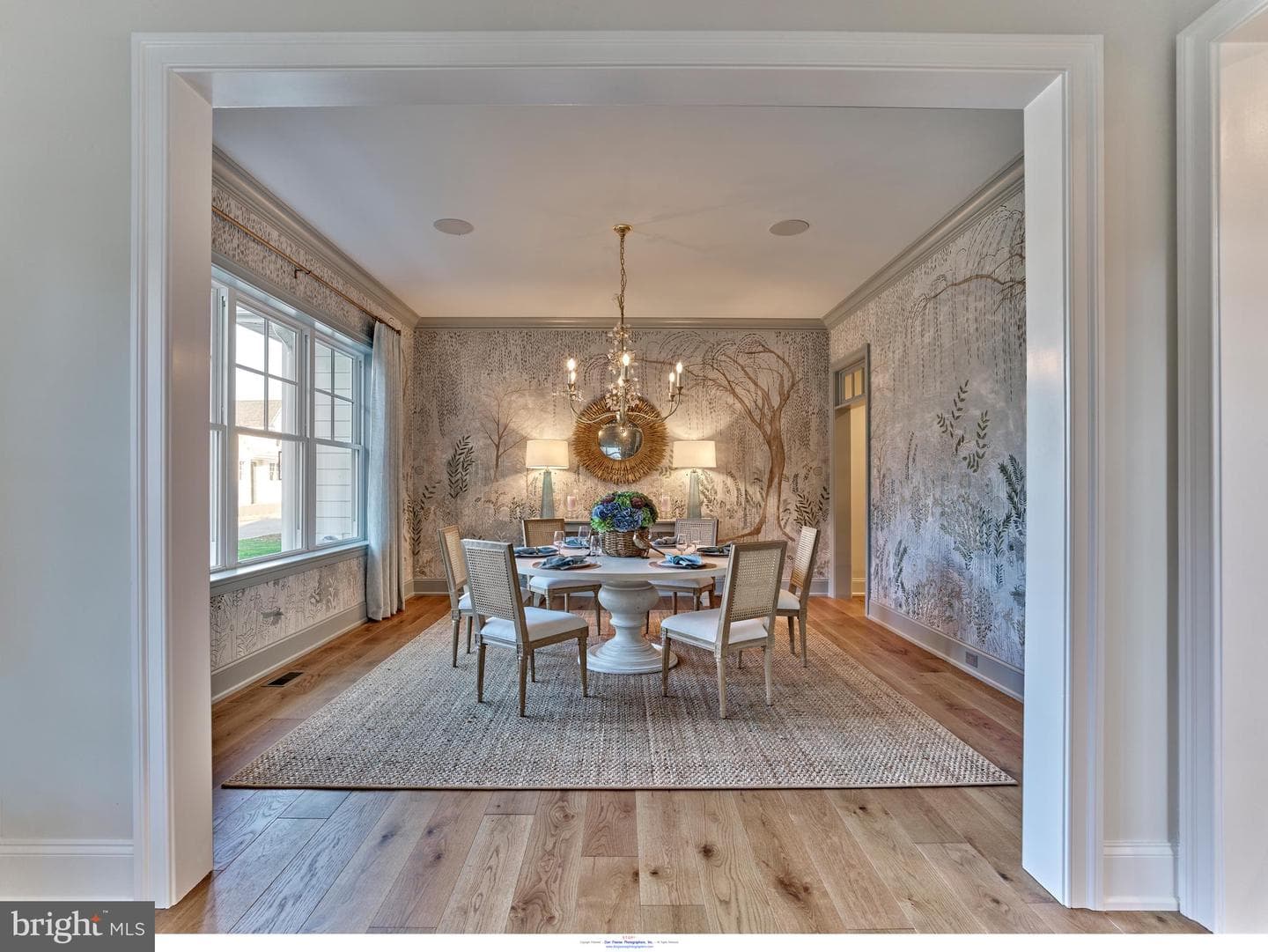 204 Walnut Tree Lane photo 3
