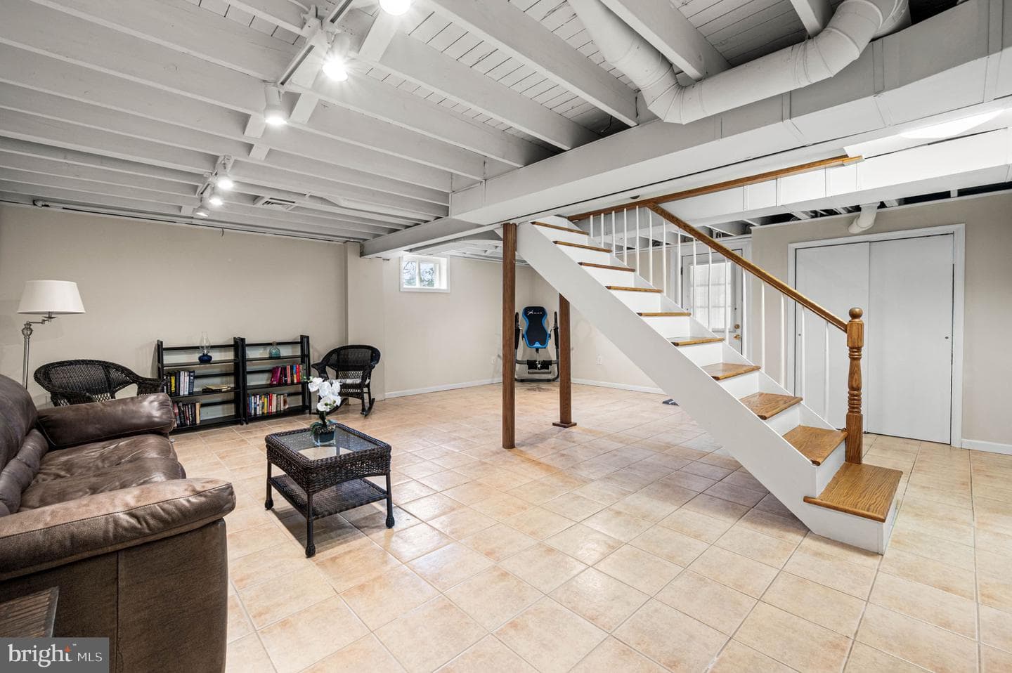 25 Midland Avenue photo 19