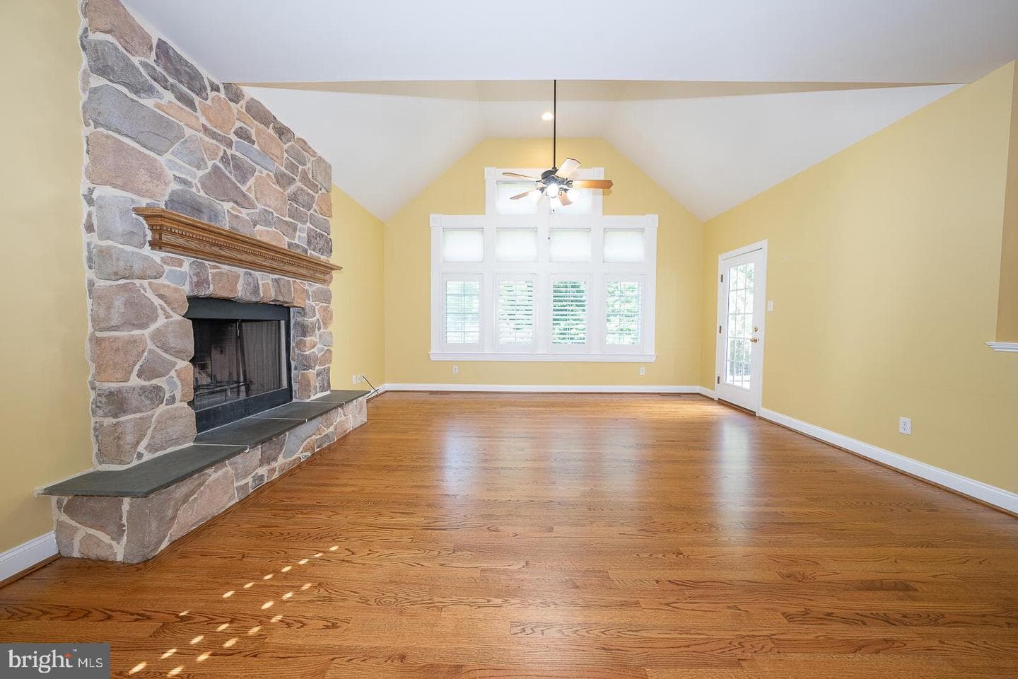 2140 Howell Road photo 11