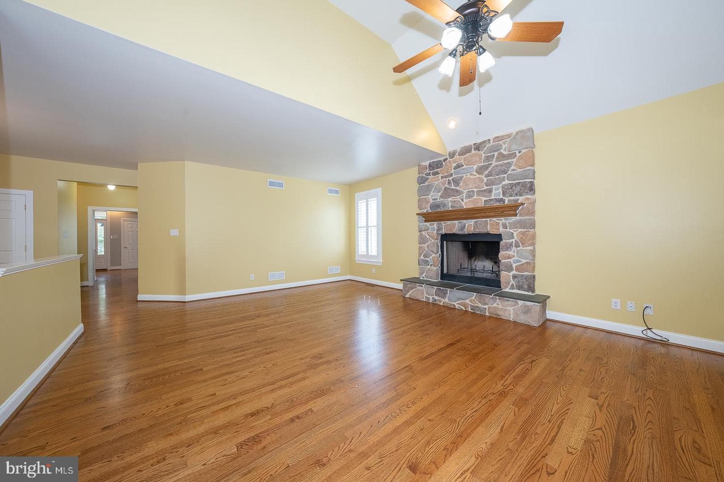 2140 Howell Road photo 12