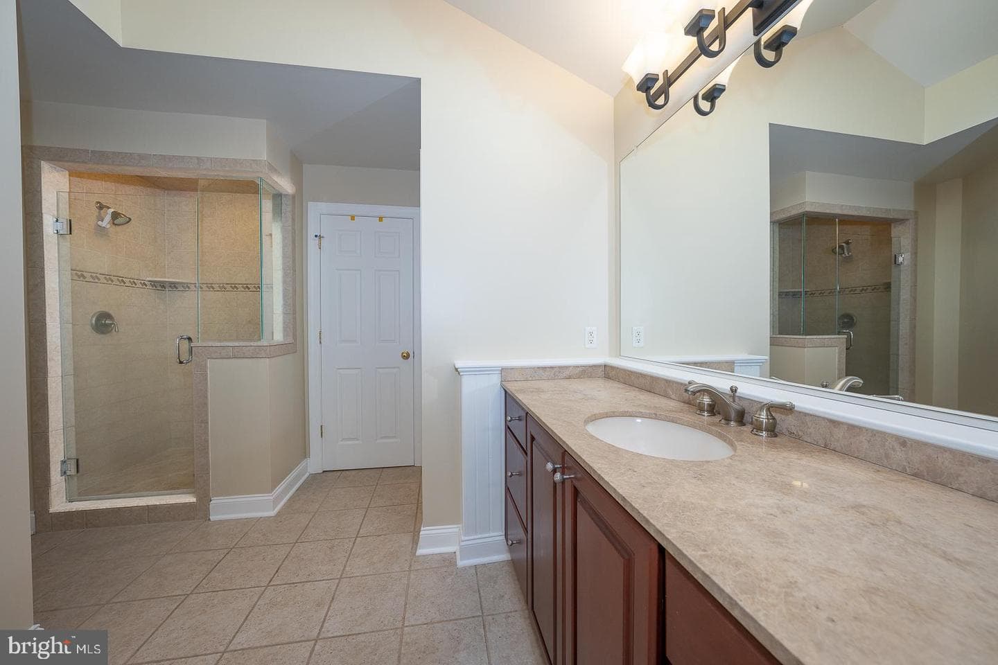 2140 Howell Road photo 35