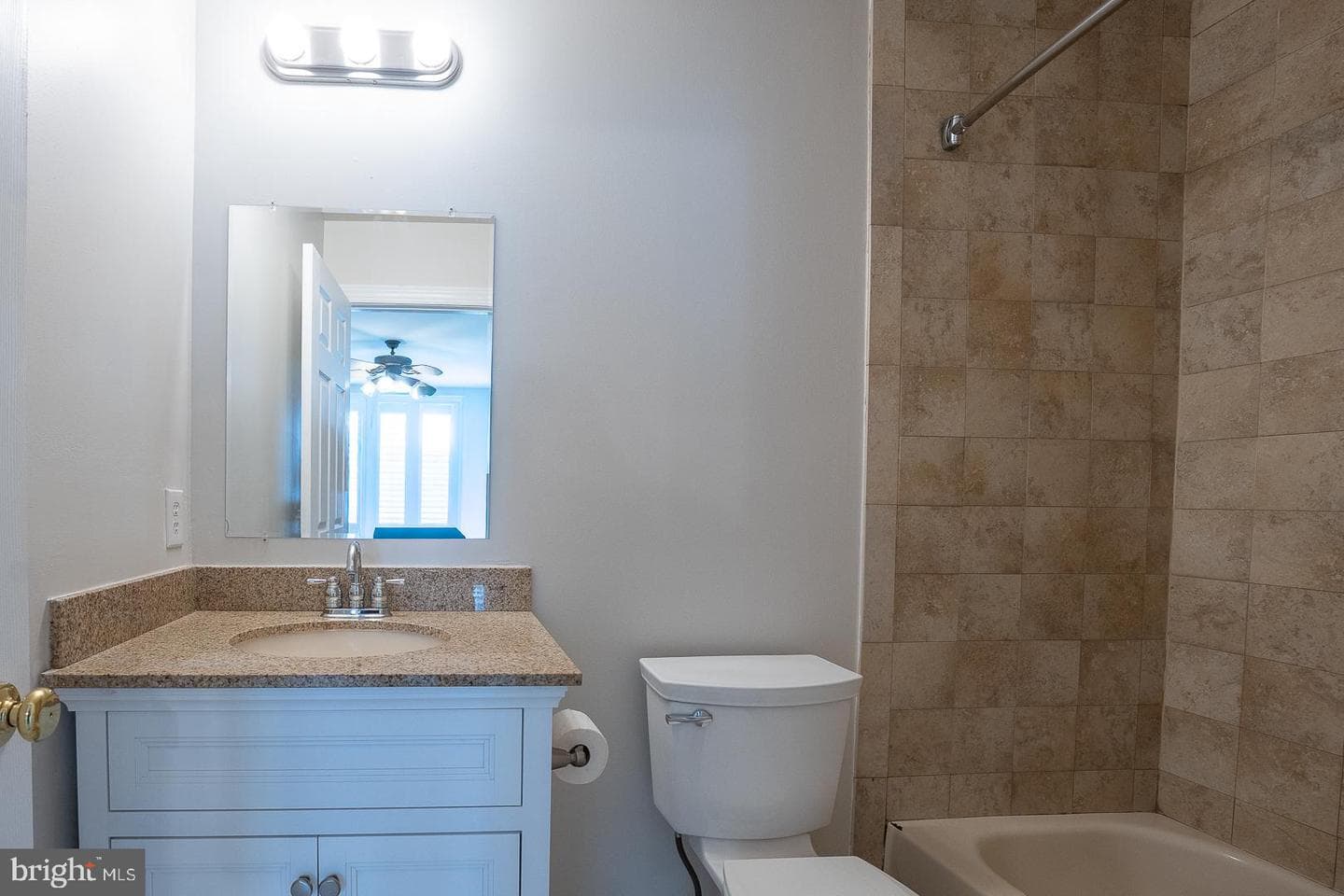 2140 Howell Road photo 38
