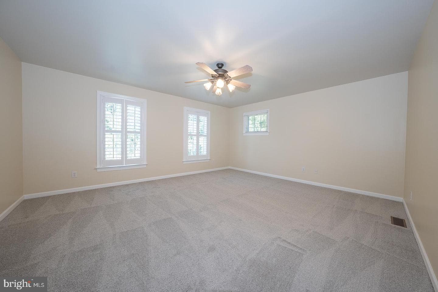2140 Howell Road photo 42