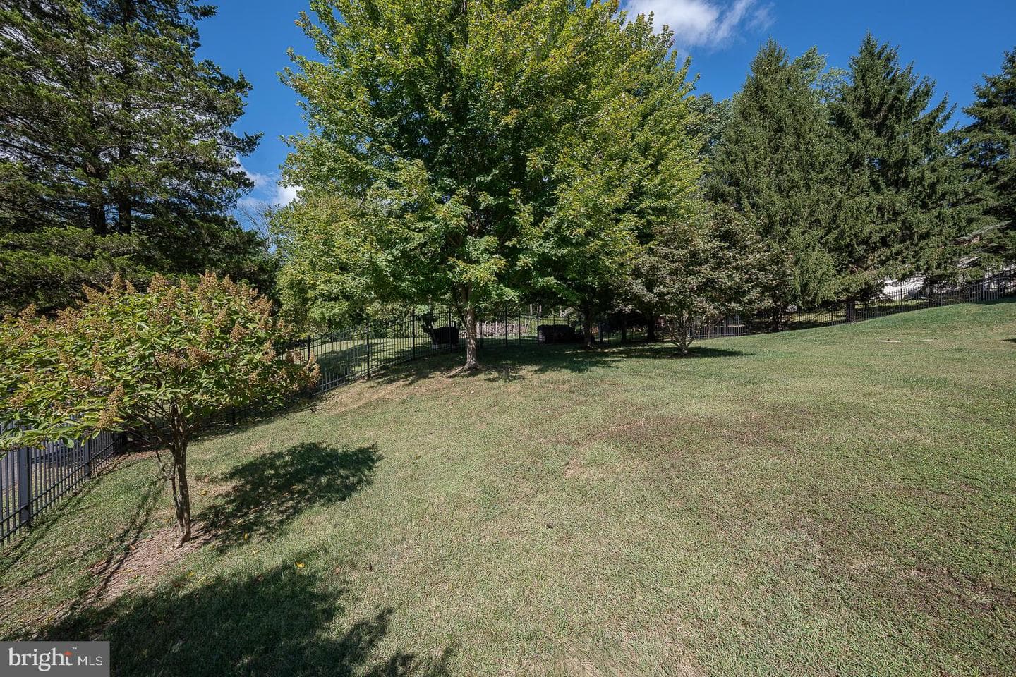 2140 Howell Road photo 47
