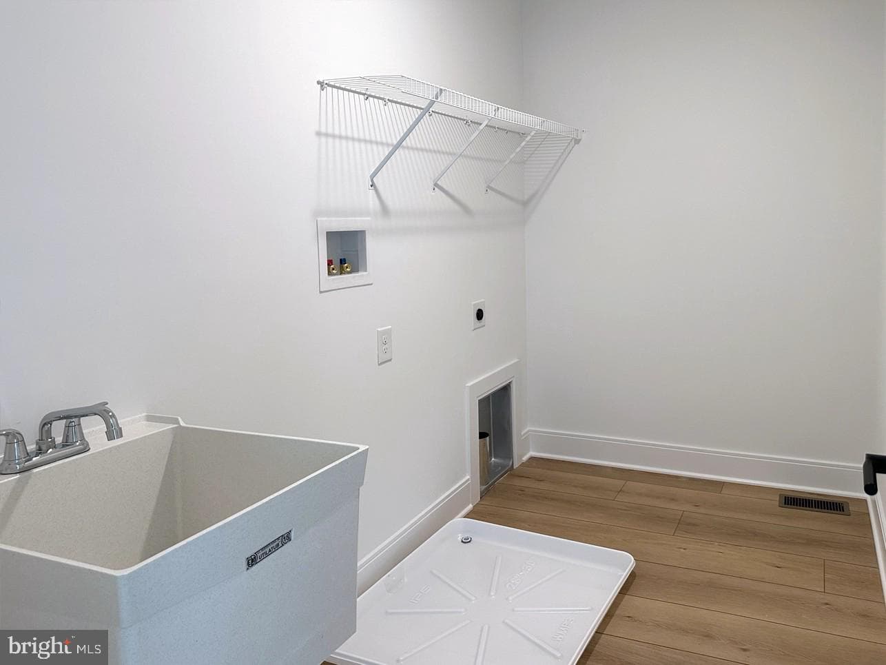 105 Vienna Boulevard #43 photo 17
