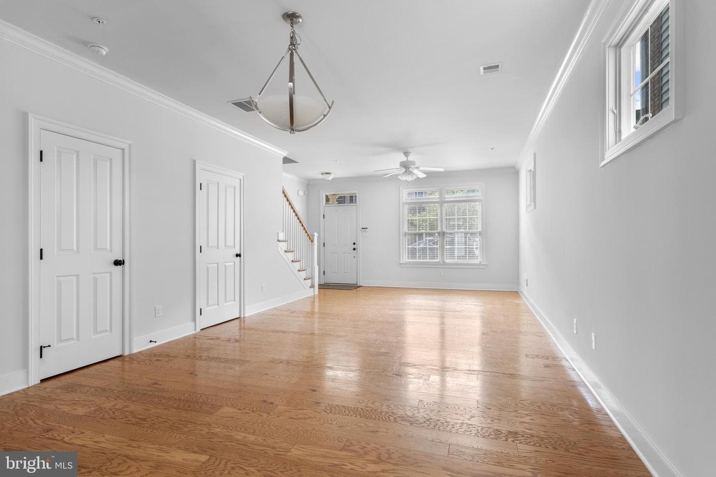 631 W Magnolia Court photo 12
