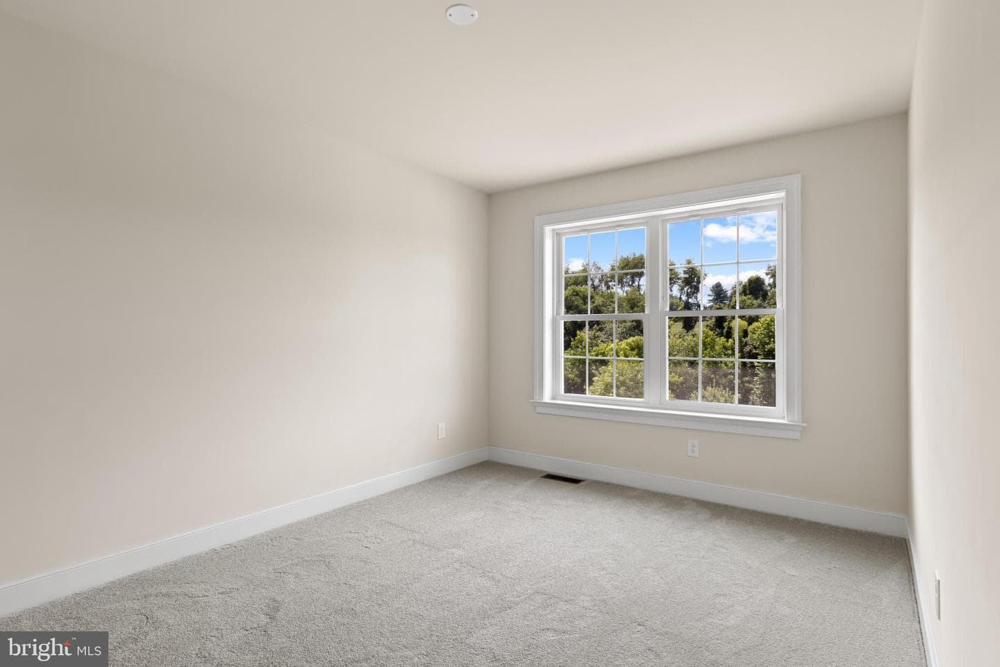 110101410 Beaumont Drive photo 24