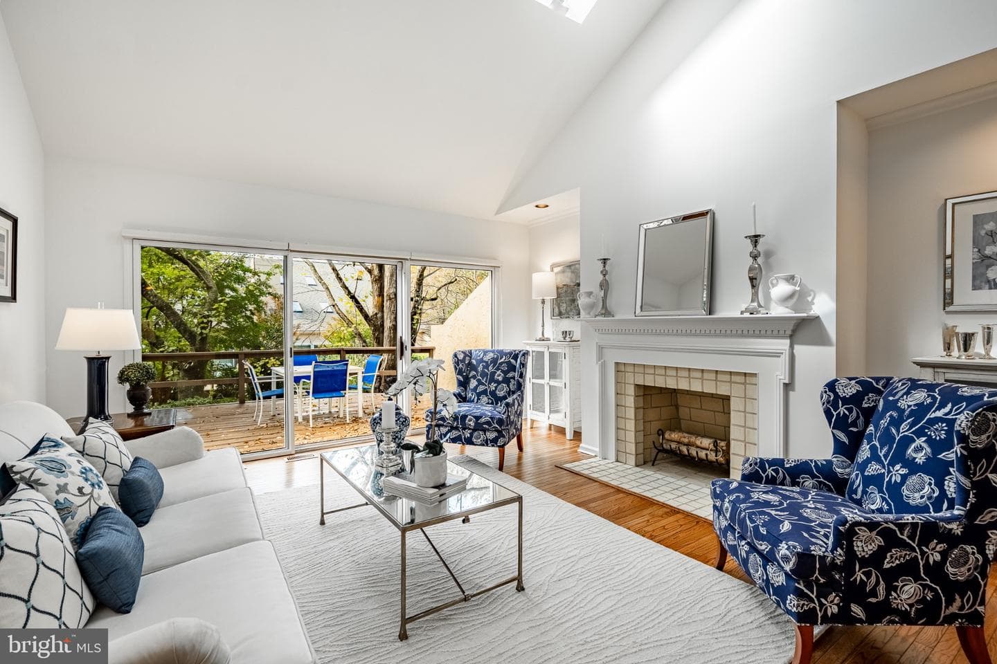 6 Wingstone Lane photo 12