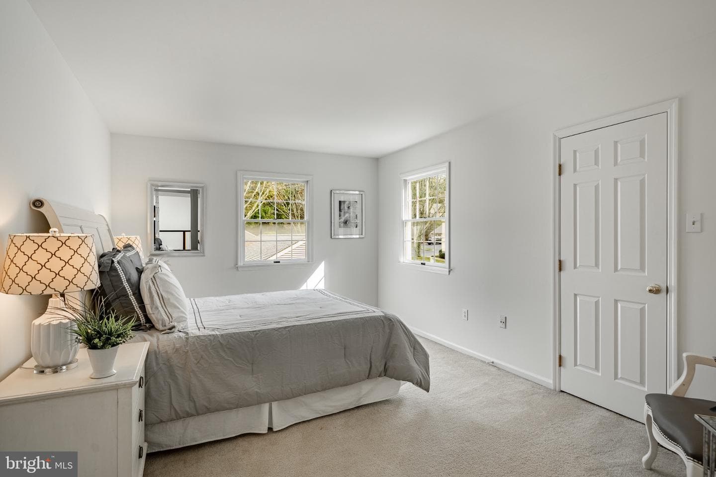 6 Wingstone Lane photo 25