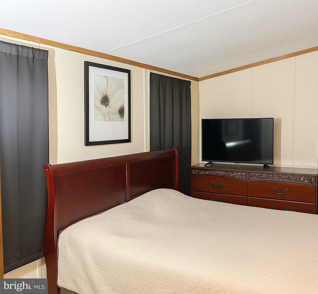 111 Imperial Drive photo 7