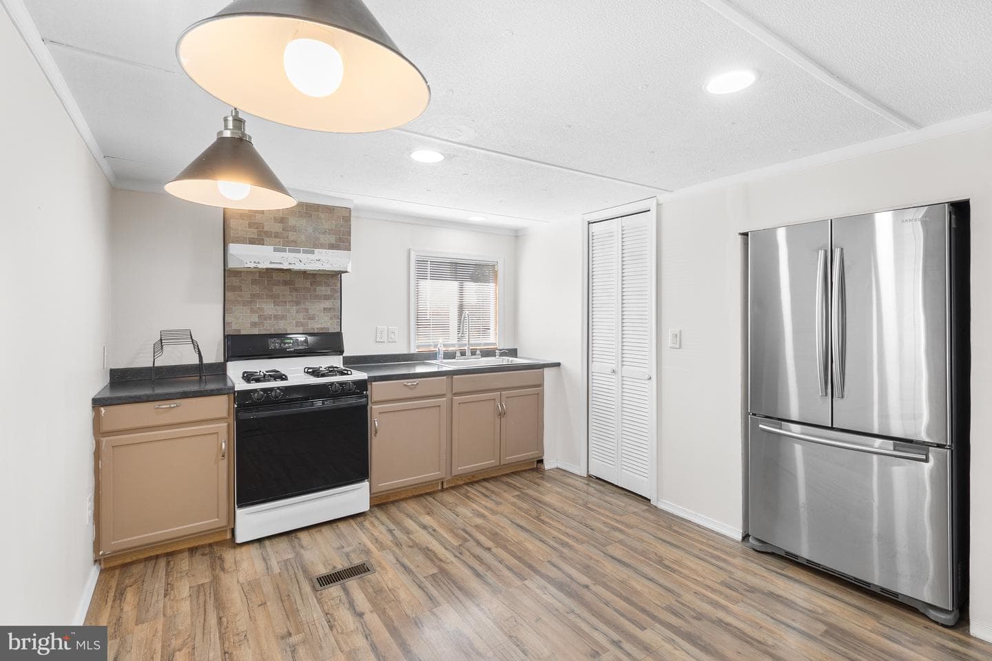 2 Westview Way photo 19