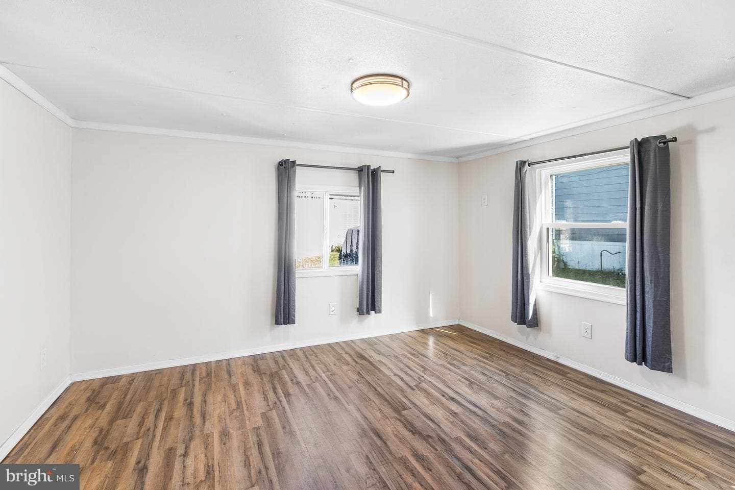 2 Westview Way photo 4