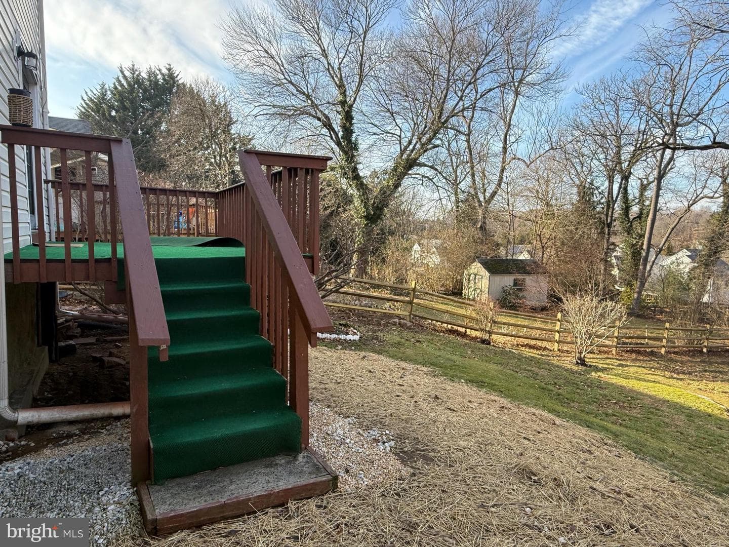 121 E Harmony Road photo 44