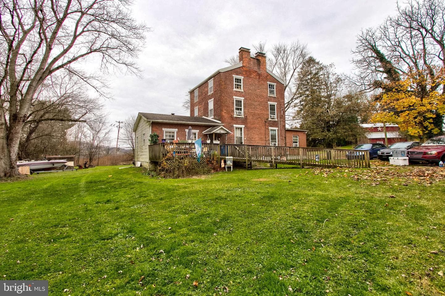 580 Elkdale Road photo 28