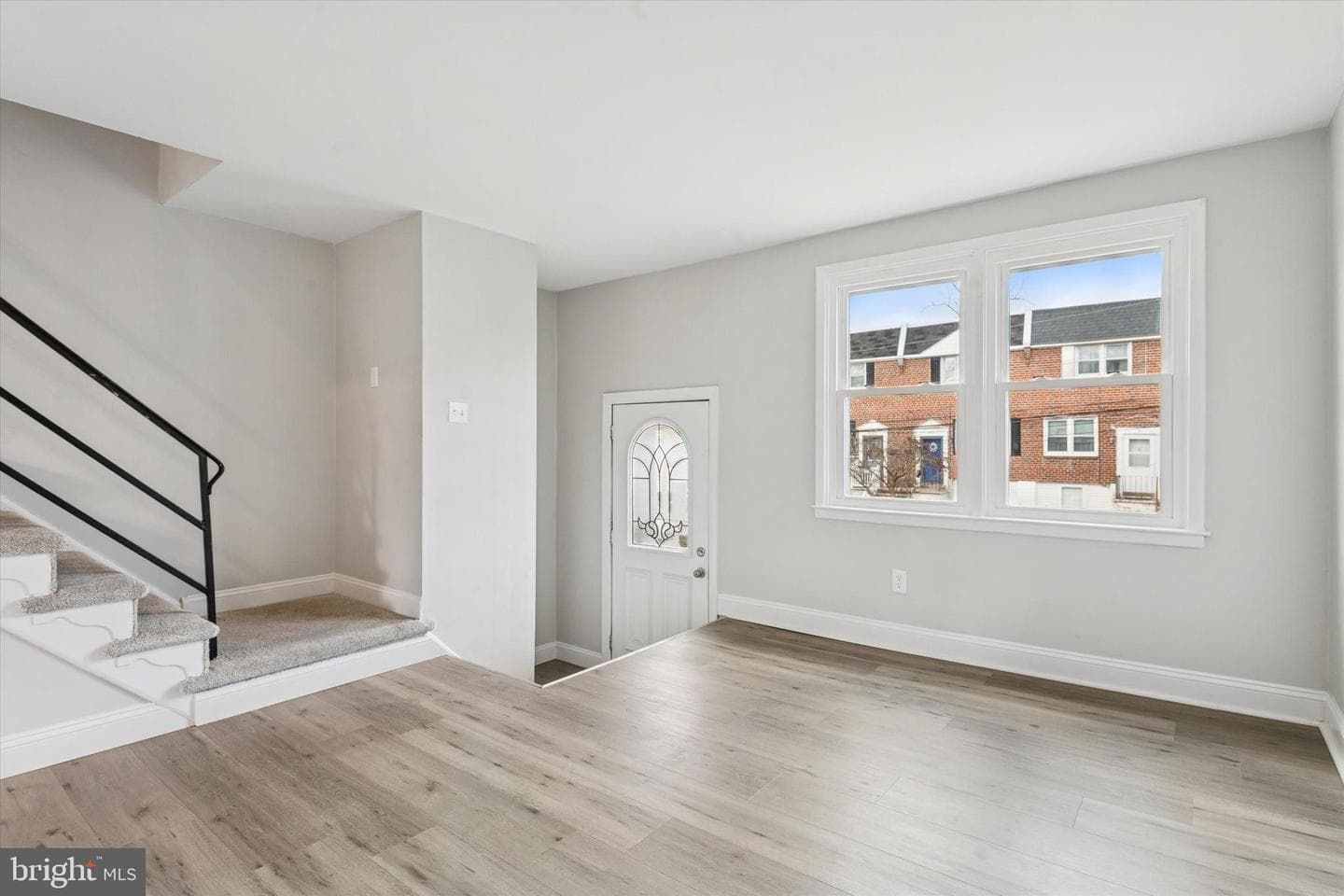 334 Mary Street photo 2