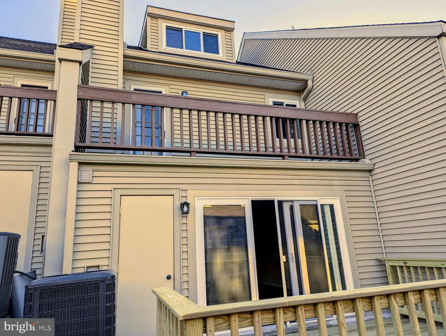 305 Paddock Drive photo 10