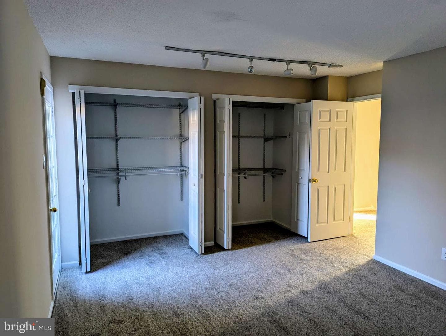 305 Paddock Drive photo 12