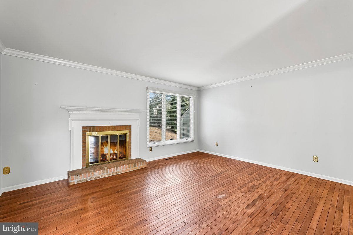 1112 Mews Lane photo 8